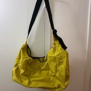 Baggu Large Crescent Bag in Sour